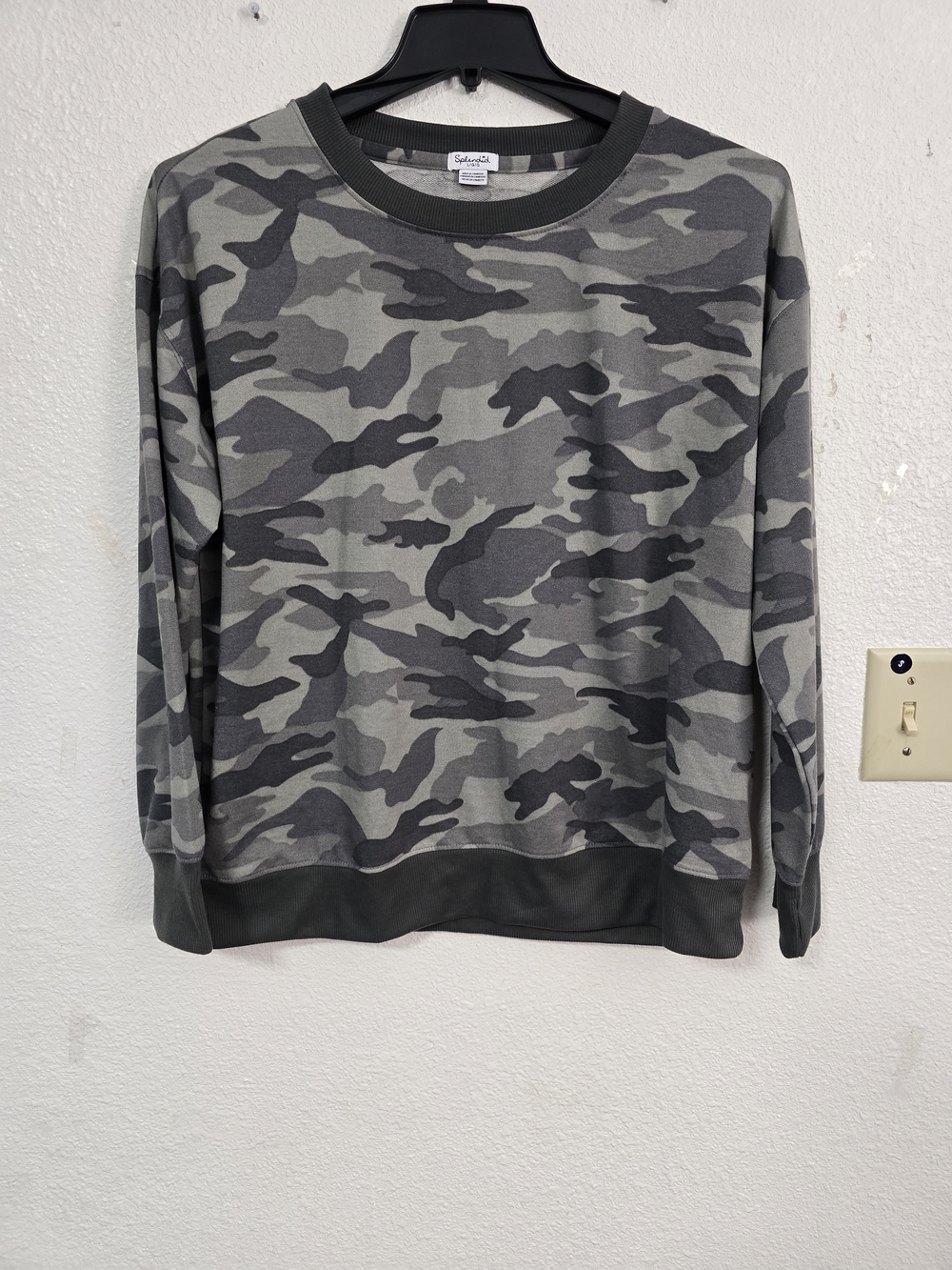 Splendid Gray Camo Print Crewneck Pullover Sweatshirt L